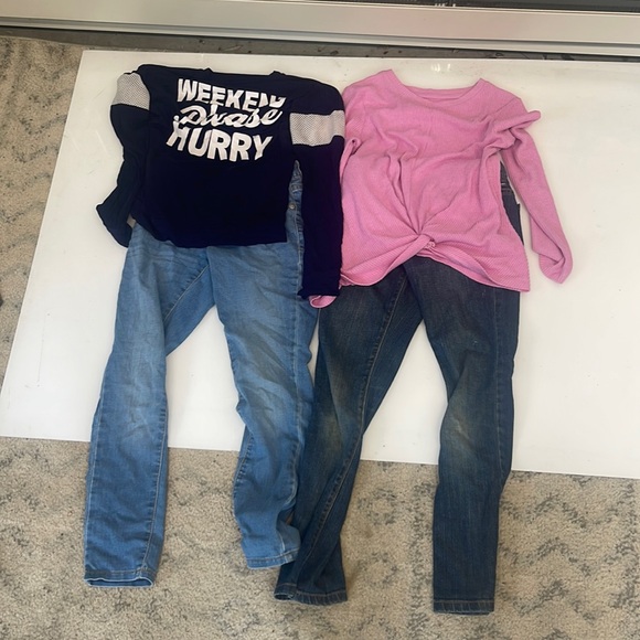 Girls winter lot both jeans size 7 and both shirts size 7/8 - Picture 1 of 10